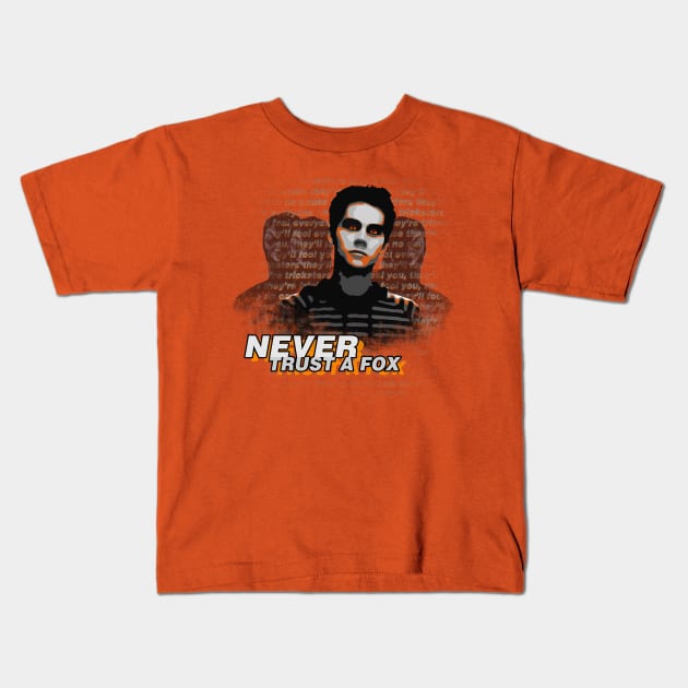 Never Trust A Fox Kids T-Shirt by vanhelsa124